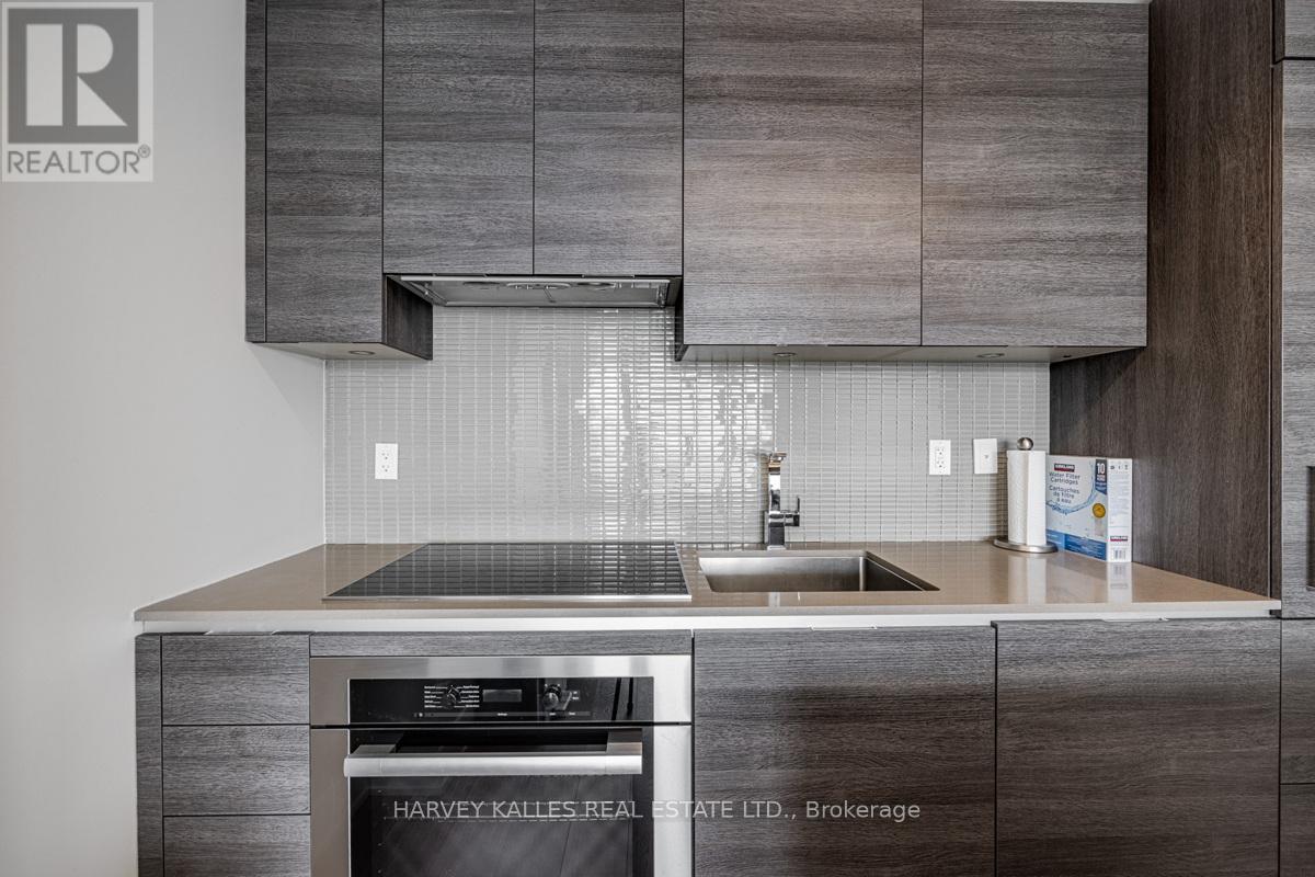 1001 - 200 Bloor Street W, Toronto, Ontario  M5S 1T8 - Photo 10 - C14110162