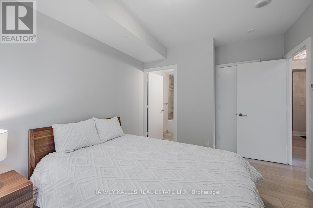 1001 - 200 Bloor Street W, Toronto, Ontario  M5S 1T8 - Photo 12 - C14110162
