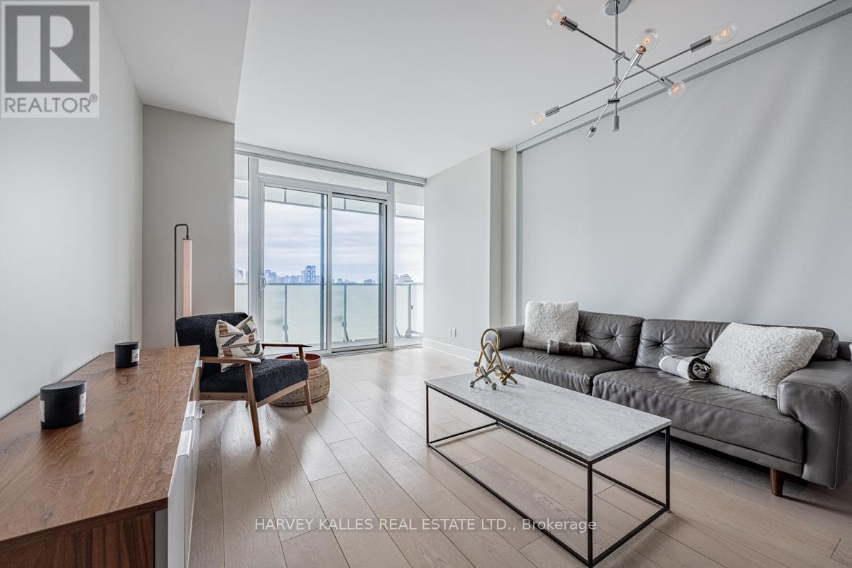 1001 - 200 Bloor Street W, Toronto, Ontario  M5S 1T8 - Photo 5 - C14110162
