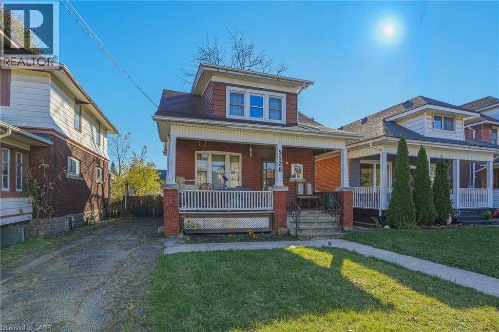 5128 Willmott Street, Niagara Falls, Ontario  L2E 2A3 - Photo 3 - 40872485
