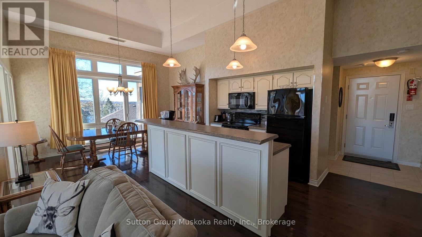 302 - 19 Oakridge - Deerhurst Drive, Huntsville, Ontario  P1H 1A9 - Photo 4 - X14110132