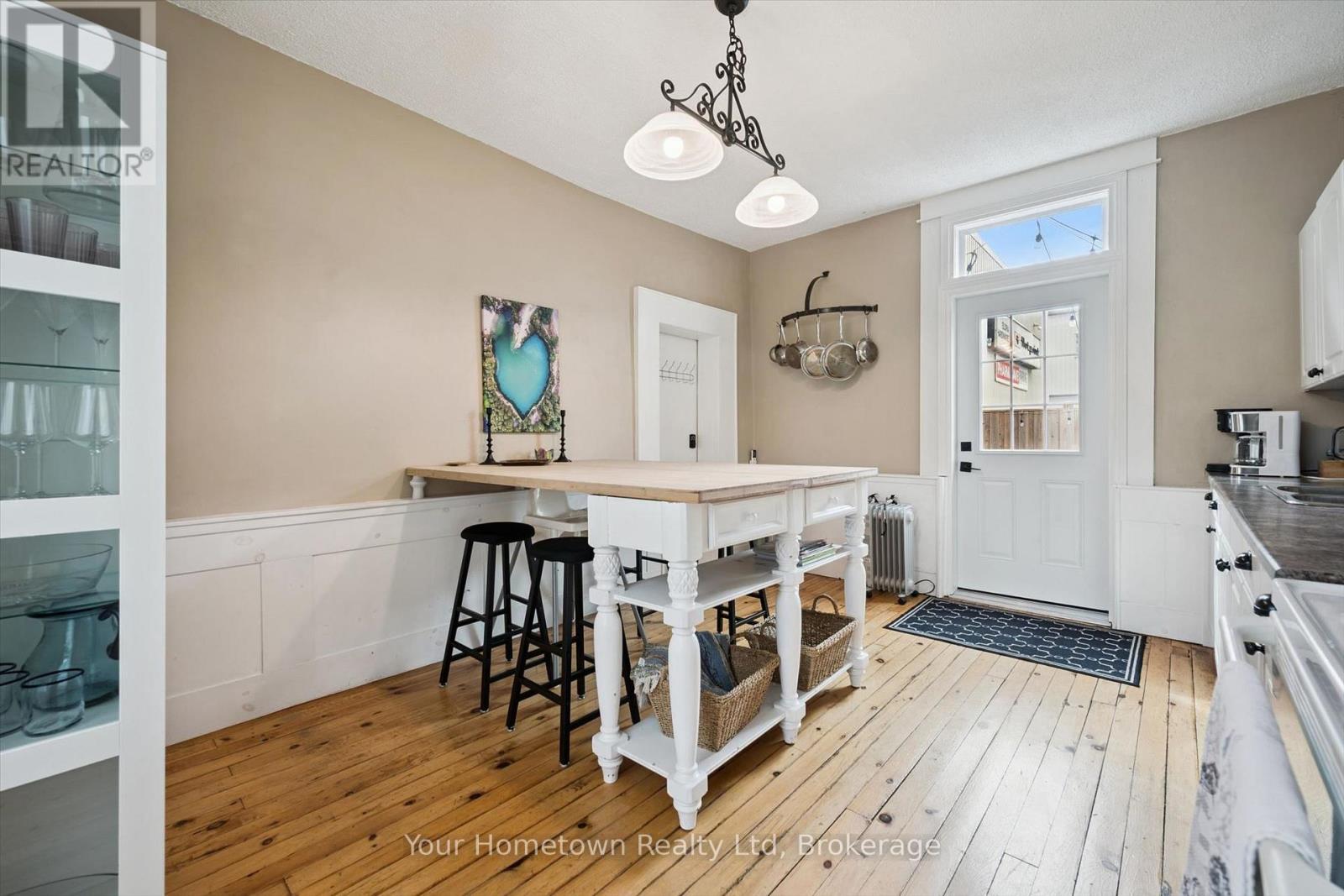 21 Colborne Street, Centre Wellington, Ontario  N0B 1S0 - Photo 16 - X14110318
