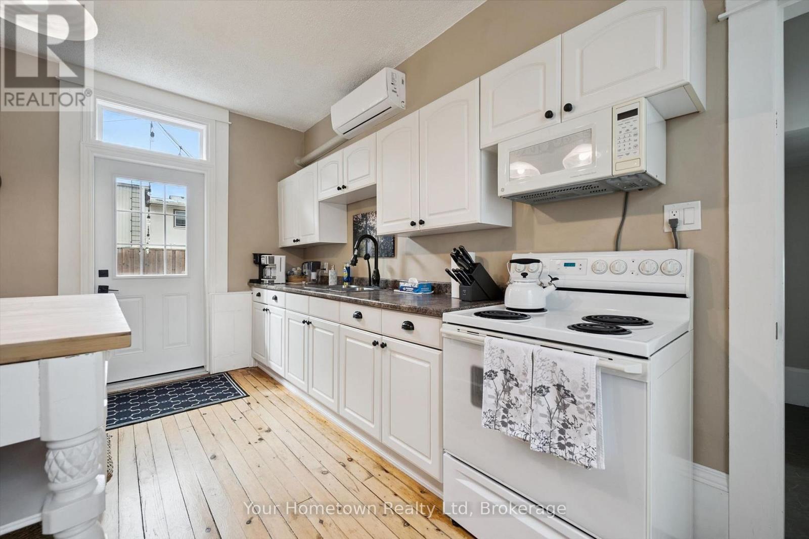 21 Colborne Street, Centre Wellington, Ontario  N0B 1S0 - Photo 18 - X14110318
