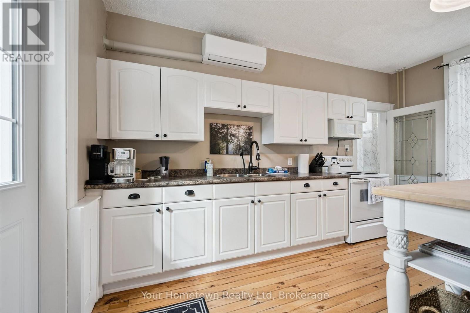21 Colborne Street, Centre Wellington, Ontario  N0B 1S0 - Photo 19 - X14110318