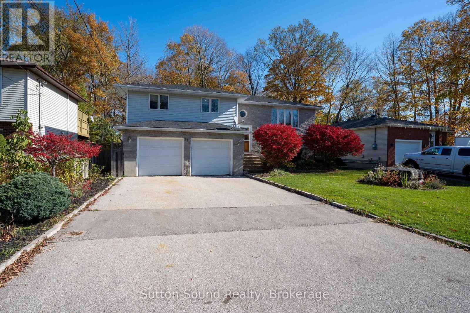 719 Mcnaughton Street, South Bruce Peninsula, Ontario  N0H 2T0 - Photo 1 - X14110388