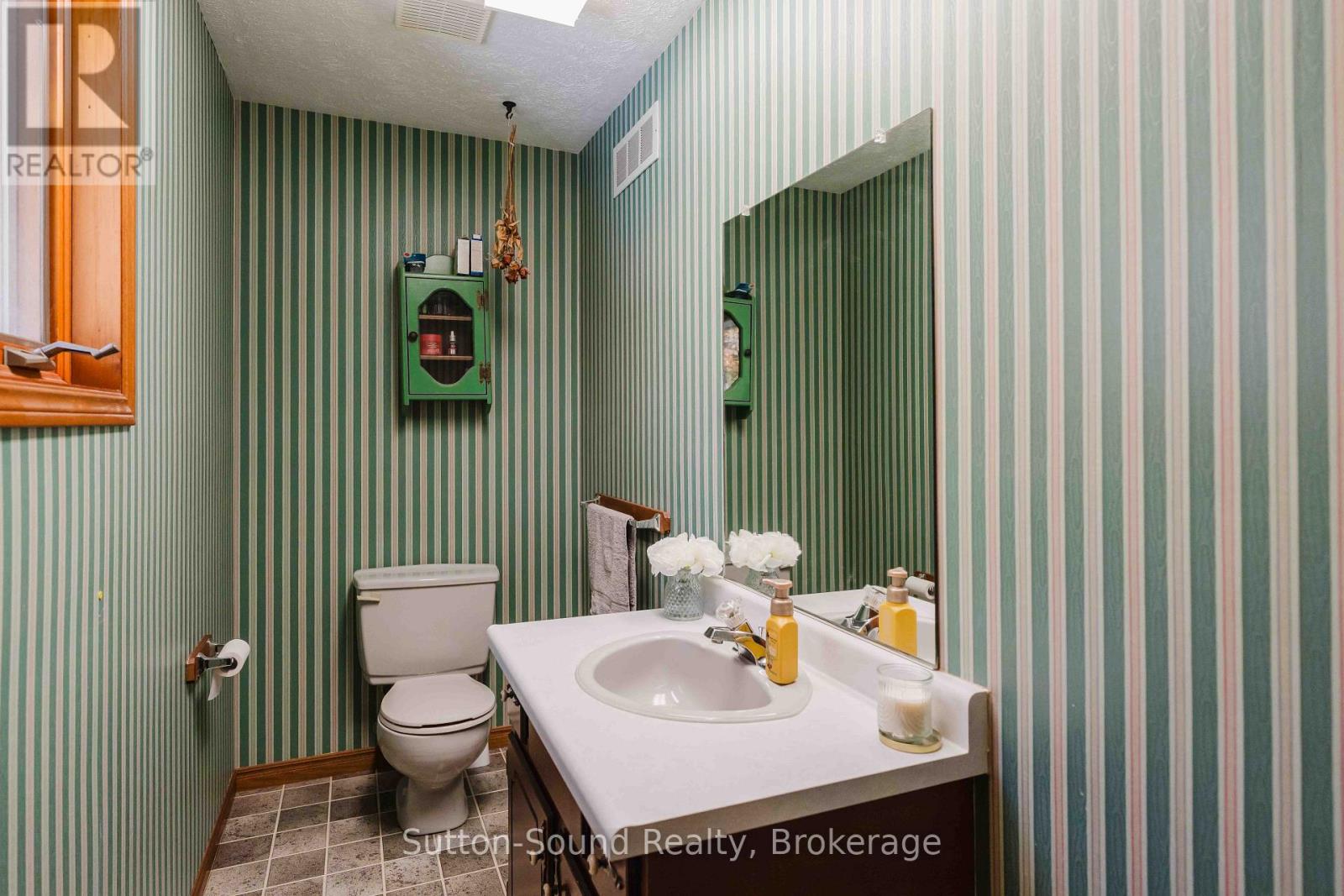 719 Mcnaughton Street, South Bruce Peninsula, Ontario  N0H 2T0 - Photo 15 - X14110388