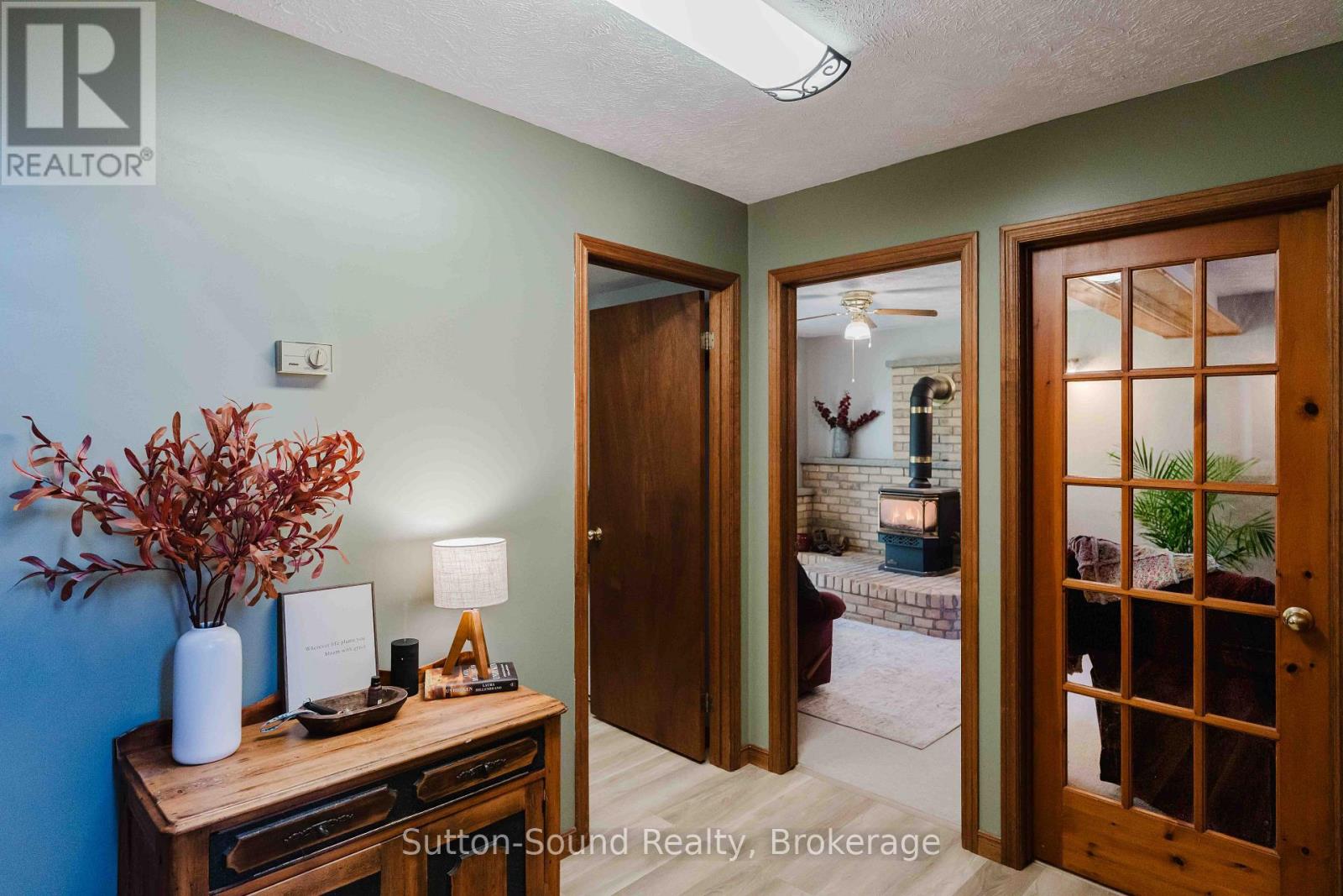 719 Mcnaughton Street, South Bruce Peninsula, Ontario  N0H 2T0 - Photo 17 - X14110388
