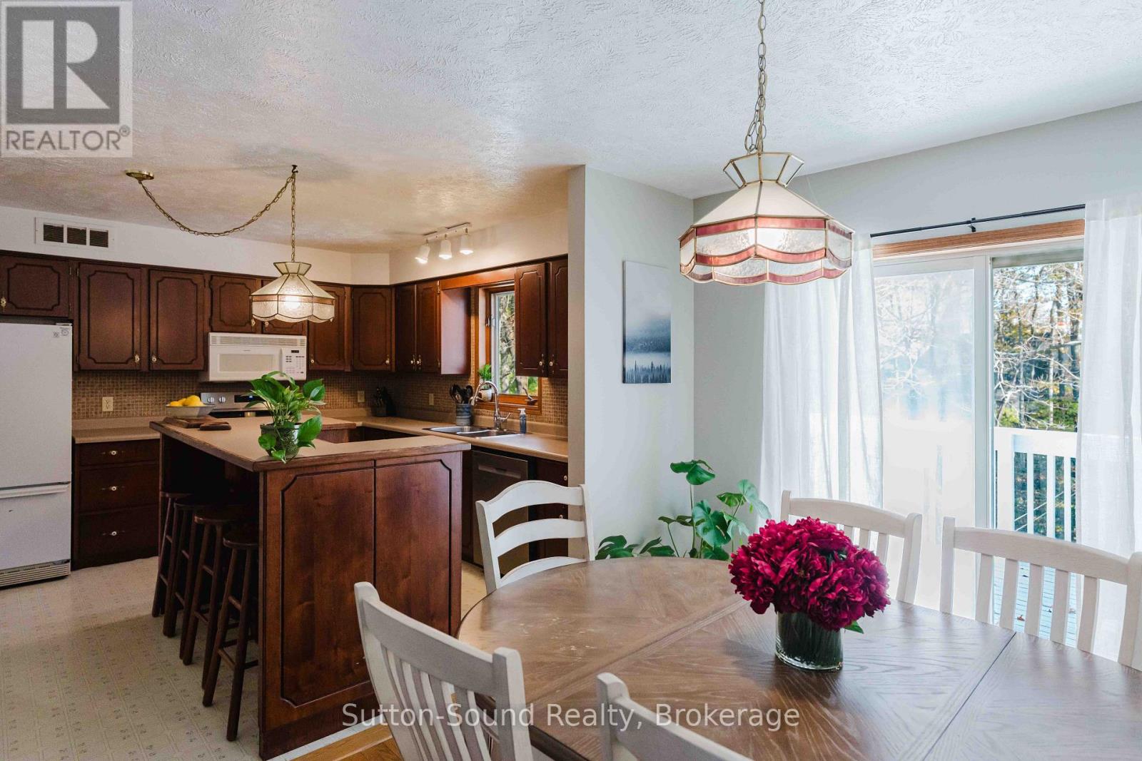 719 Mcnaughton Street, South Bruce Peninsula, Ontario  N0H 2T0 - Photo 6 - X14110388