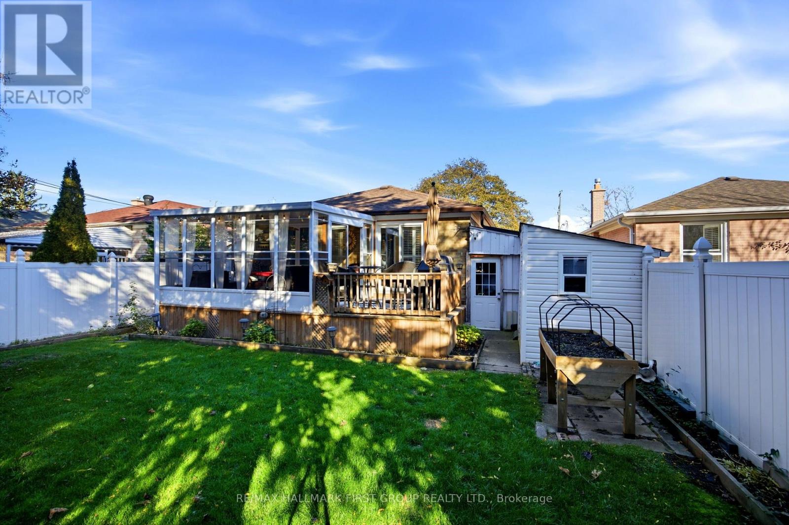 1224 Pharmacy Avenue, Toronto, Ontario  M1R 2H9 - Photo 43 - E14110134