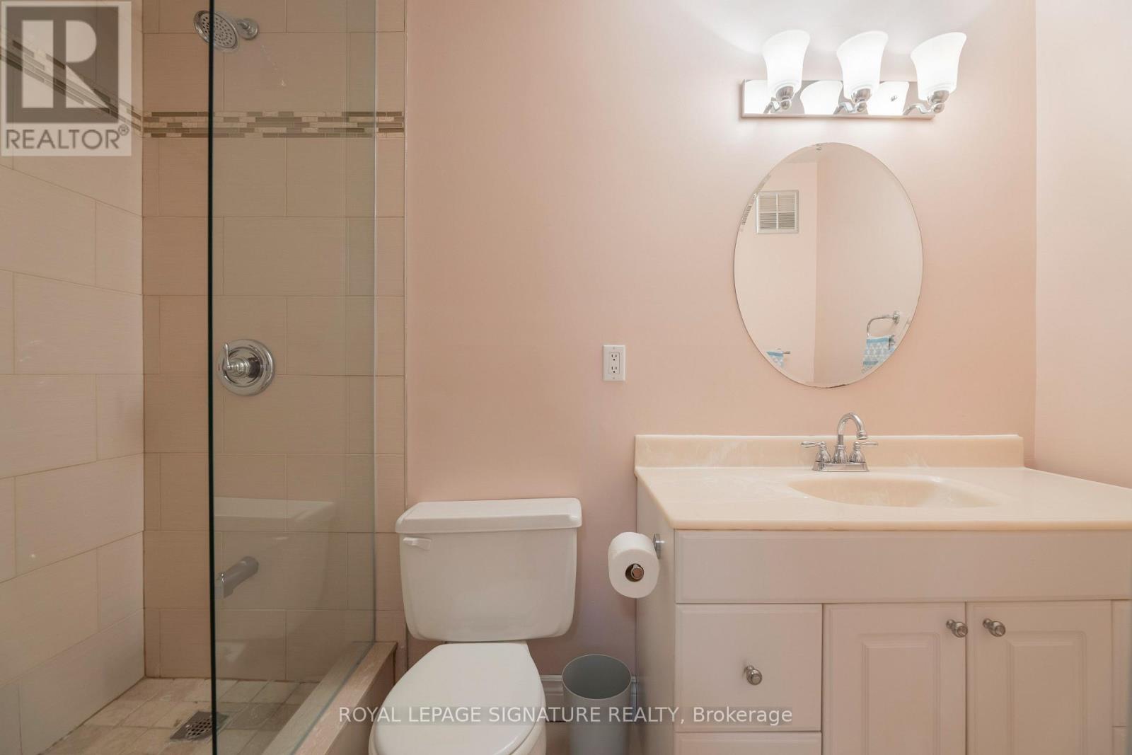 211 - 1071 Woodbine Avenue, Toronto (Woodbine-Lumsden), Ontario  M4C 4C2 - Photo 13 - E14110172