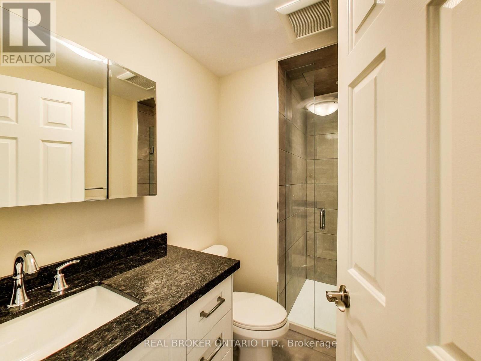 Upper - 68 Redwood Avenue, Toronto, Ontario  M4L 2S6 - Photo 14 - E14110298