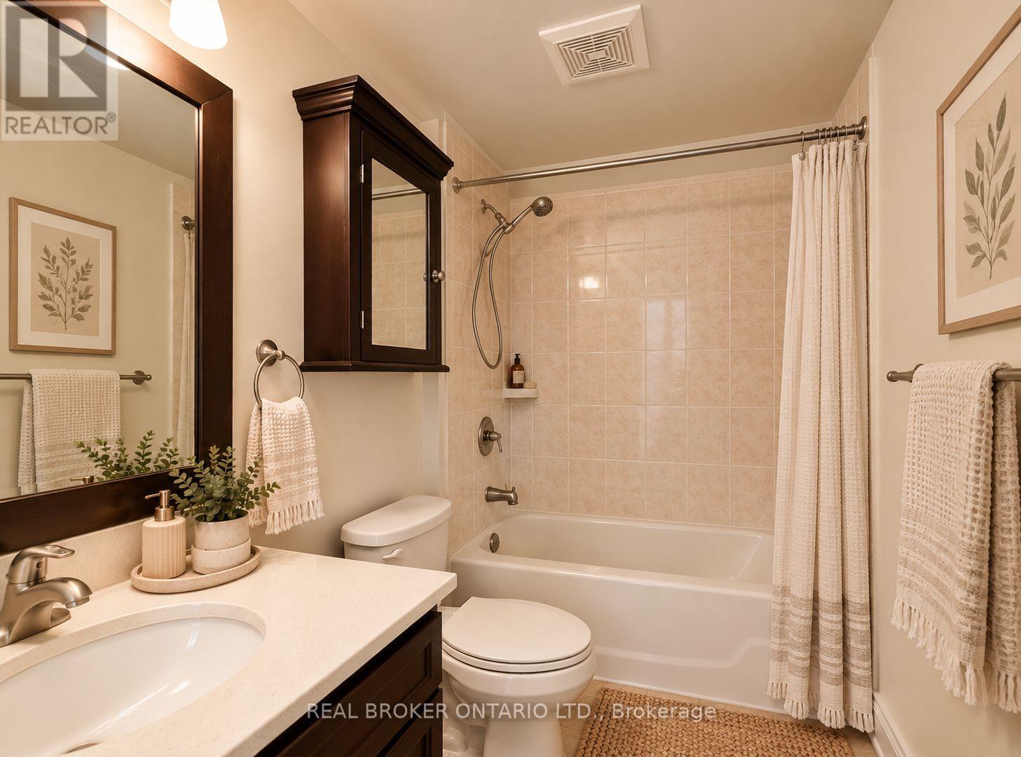 Upper - 68 Redwood Avenue, Toronto, Ontario  M4L 2S6 - Photo 22 - E14110298