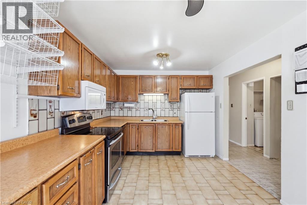 154 Memorial Avenue, Hamilton, Ontario  L8G 4C7 - Photo 13 - 40873068