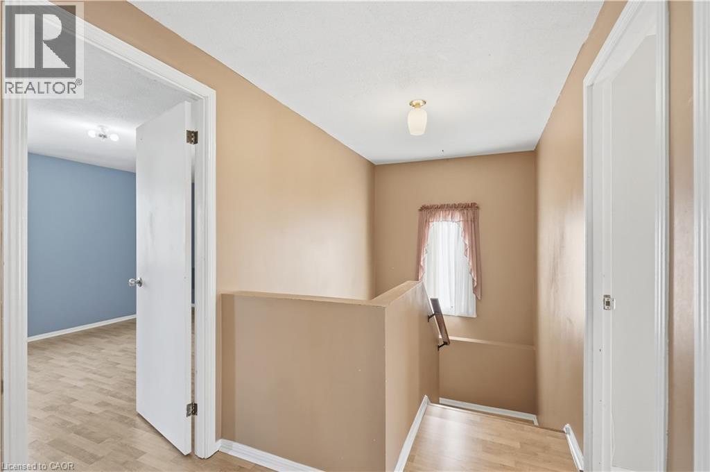 154 Memorial Avenue, Hamilton, Ontario  L8G 4C7 - Photo 14 - 40873068