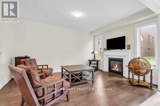14 Eberly Woods Drive, Markham (Victoria Manor-Jennings Gate), Ontario  L6C 3X5 - Photo 13 - N14110246
