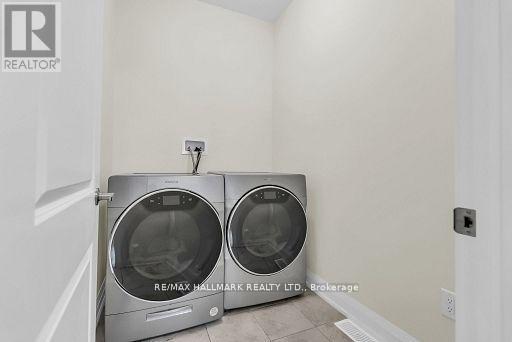 14 Eberly Woods Drive, Markham (Victoria Manor-Jennings Gate), Ontario  L6C 3X5 - Photo 33 - N14110246
