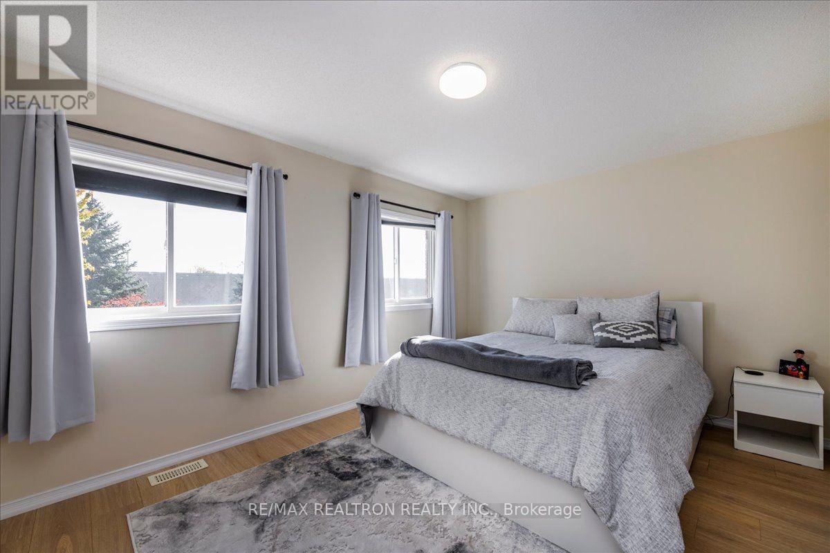 43 Srigley Street, Barrie, Ontario  L4N 0L9 - Photo 17 - S14110150
