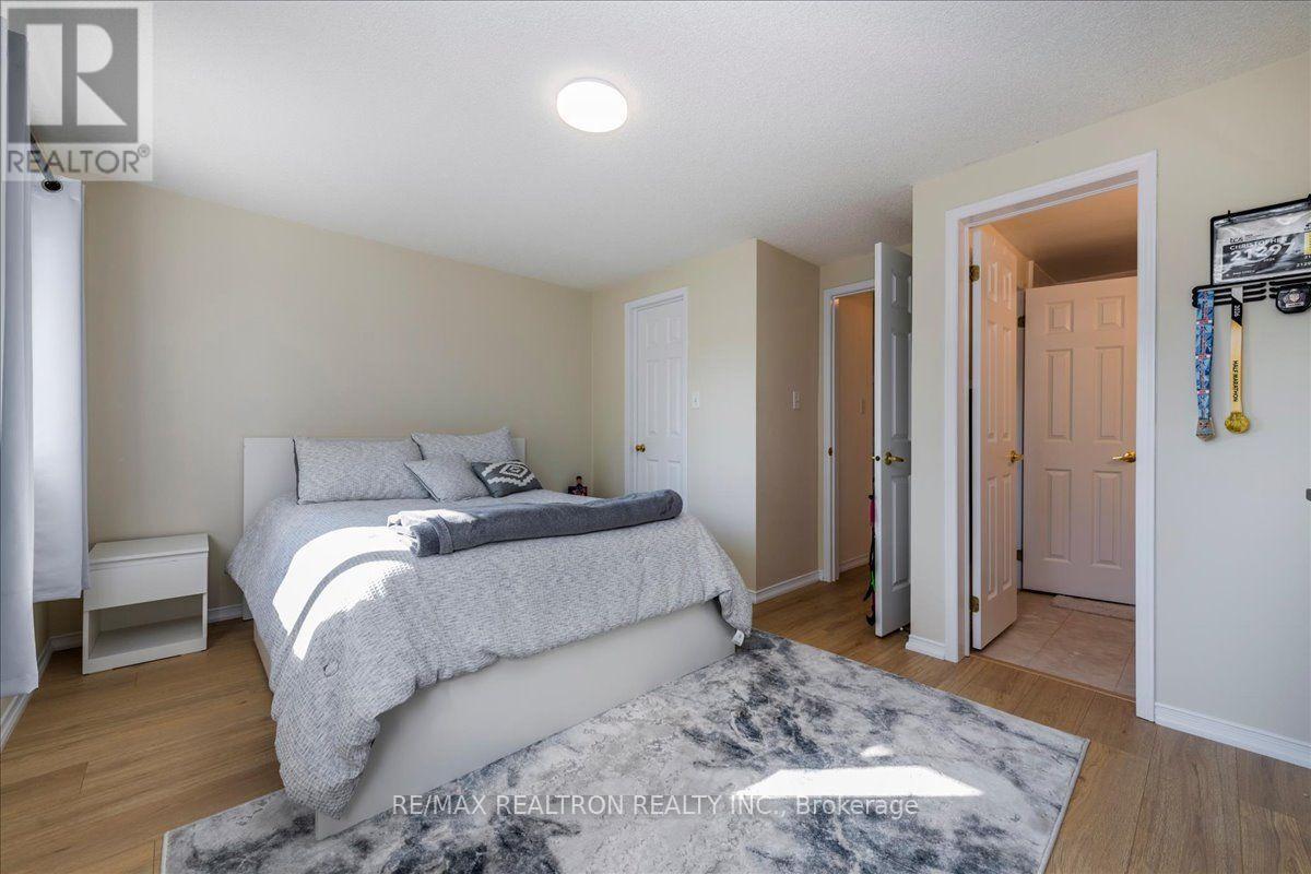 43 Srigley Street, Barrie, Ontario  L4N 0L9 - Photo 18 - S14110150