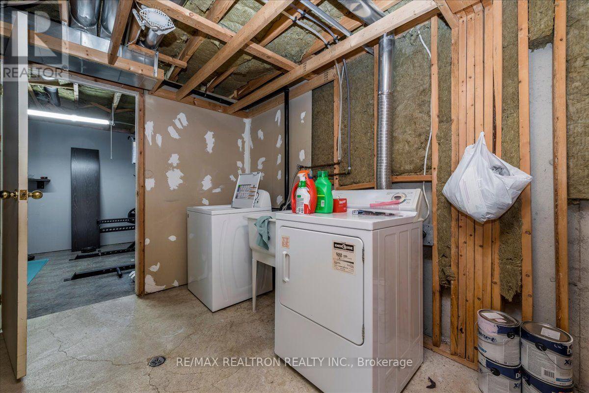 43 Srigley Street, Barrie, Ontario  L4N 0L9 - Photo 19 - S14110150