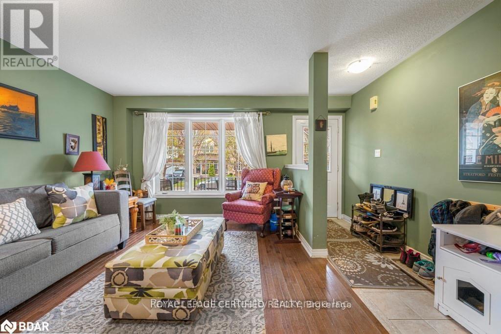 133 Thrushwood Drive, Barrie (400 West), Ontario  L4N 0Z1 - Photo 7 - S14110304