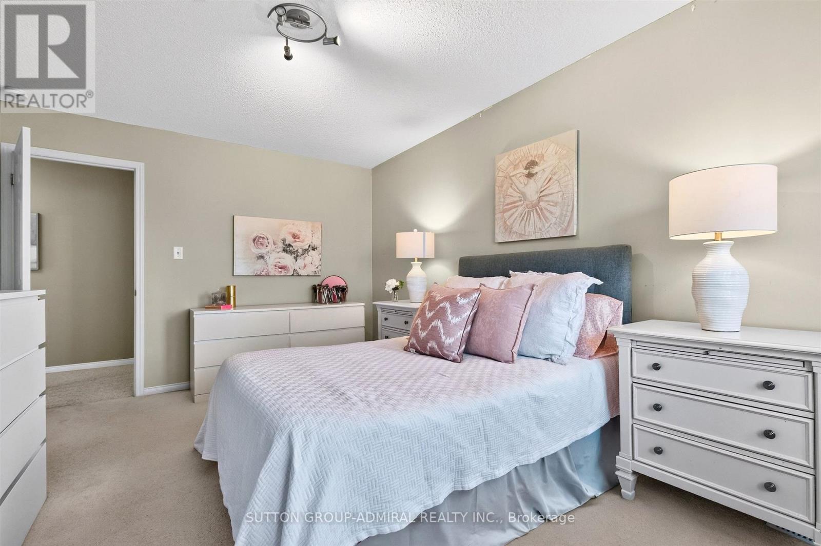 9 Patrick Drive, Barrie (Painswick South), Ontario  L4N 5Z1 - Photo 34 - S14110316