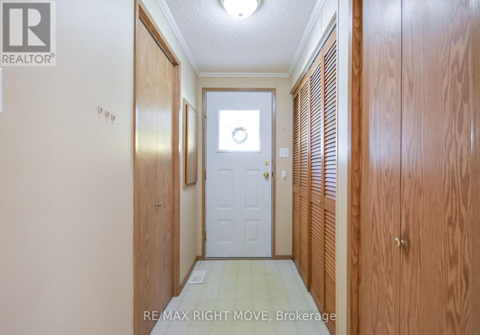4105 Wesely Street, Severn, Ontario  L3V 0V4 - Photo 22 - S14110364