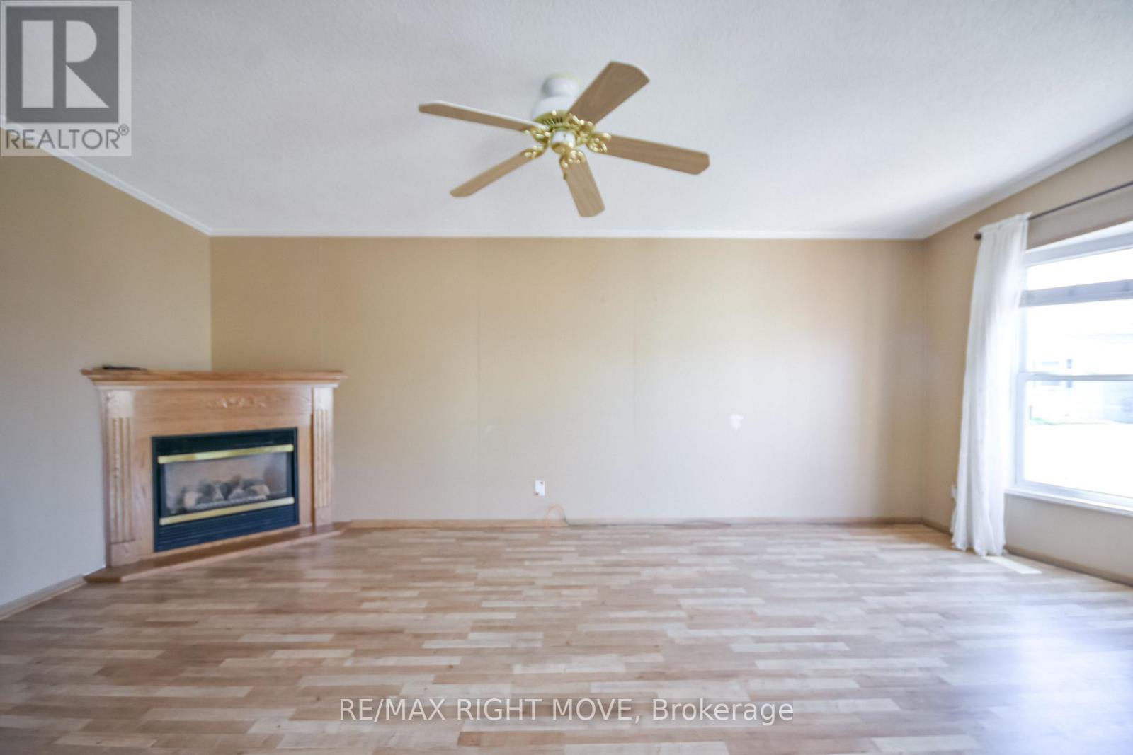4105 Wesely Street, Severn, Ontario  L3V 0V4 - Photo 3 - S14110364