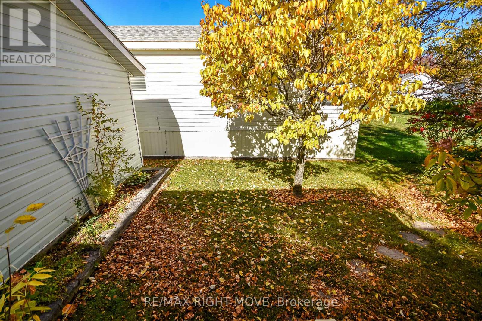 4105 Wesely Street, Severn, Ontario  L3V 0V4 - Photo 40 - S14110364