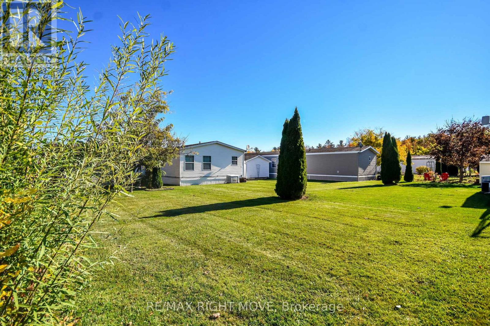 4105 Wesely Street, Severn, Ontario  L3V 0V4 - Photo 43 - S14110364