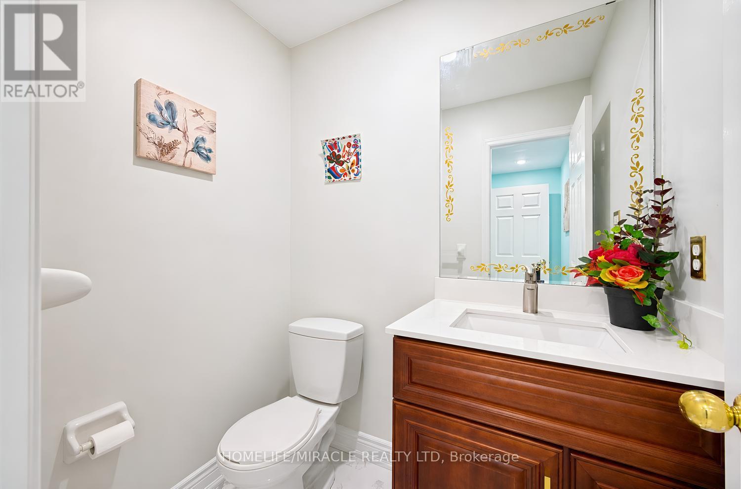 54 Starhill Crescent, Brampton (Sandringham-Wellington), Ontario  L6R 2W1 - Photo 9 - W14110218