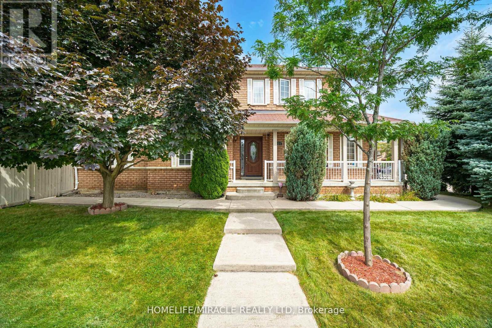 129 Van Scott Drive, Brampton (Northwest Sandalwood Parkway), Ontario  L7A 2C7 - Photo 3 - W14110226