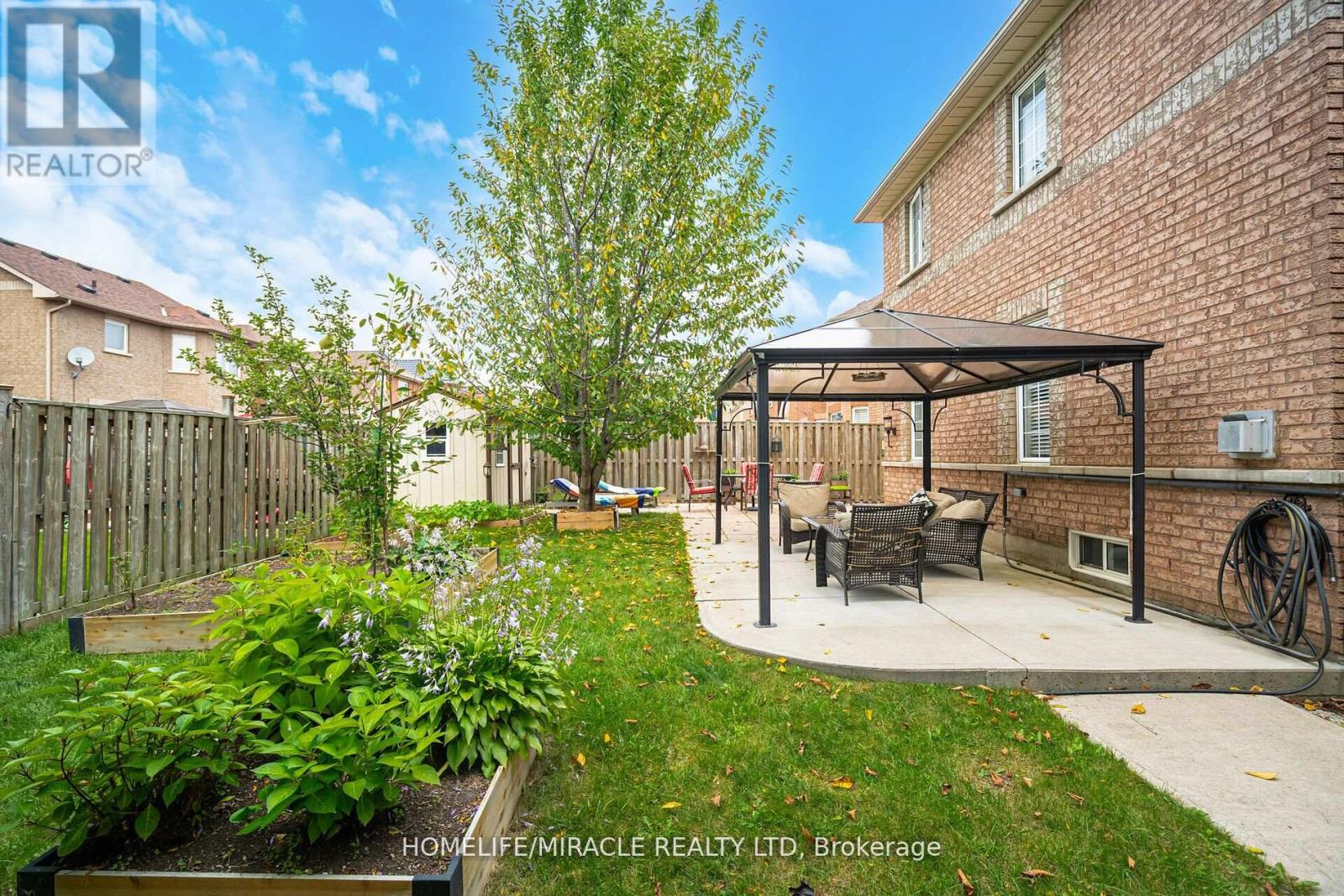 129 Van Scott Drive, Brampton (Northwest Sandalwood Parkway), Ontario  L7A 2C7 - Photo 38 - W14110226