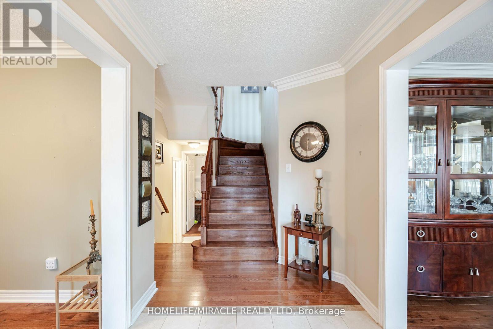 129 Van Scott Drive, Brampton (Northwest Sandalwood Parkway), Ontario  L7A 2C7 - Photo 7 - W14110226