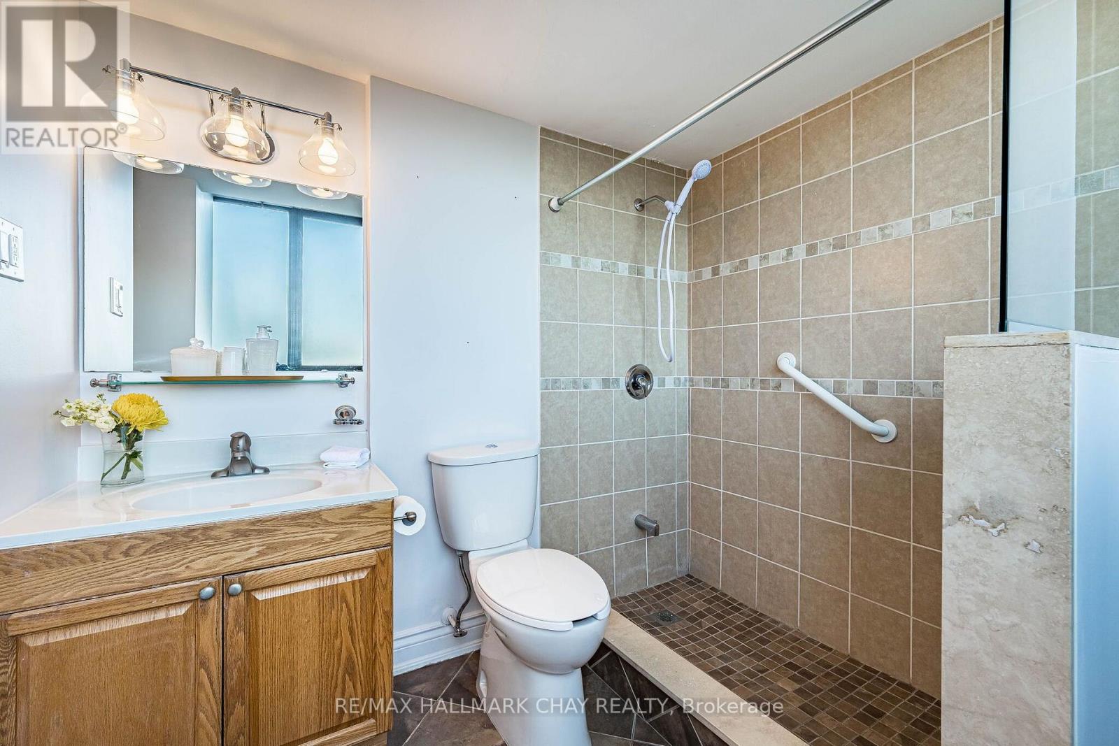 317 - 1333 Bloor Street, Mississauga (Applewood), Ontario  L4Y 3T6 - Photo 13 - W14110282