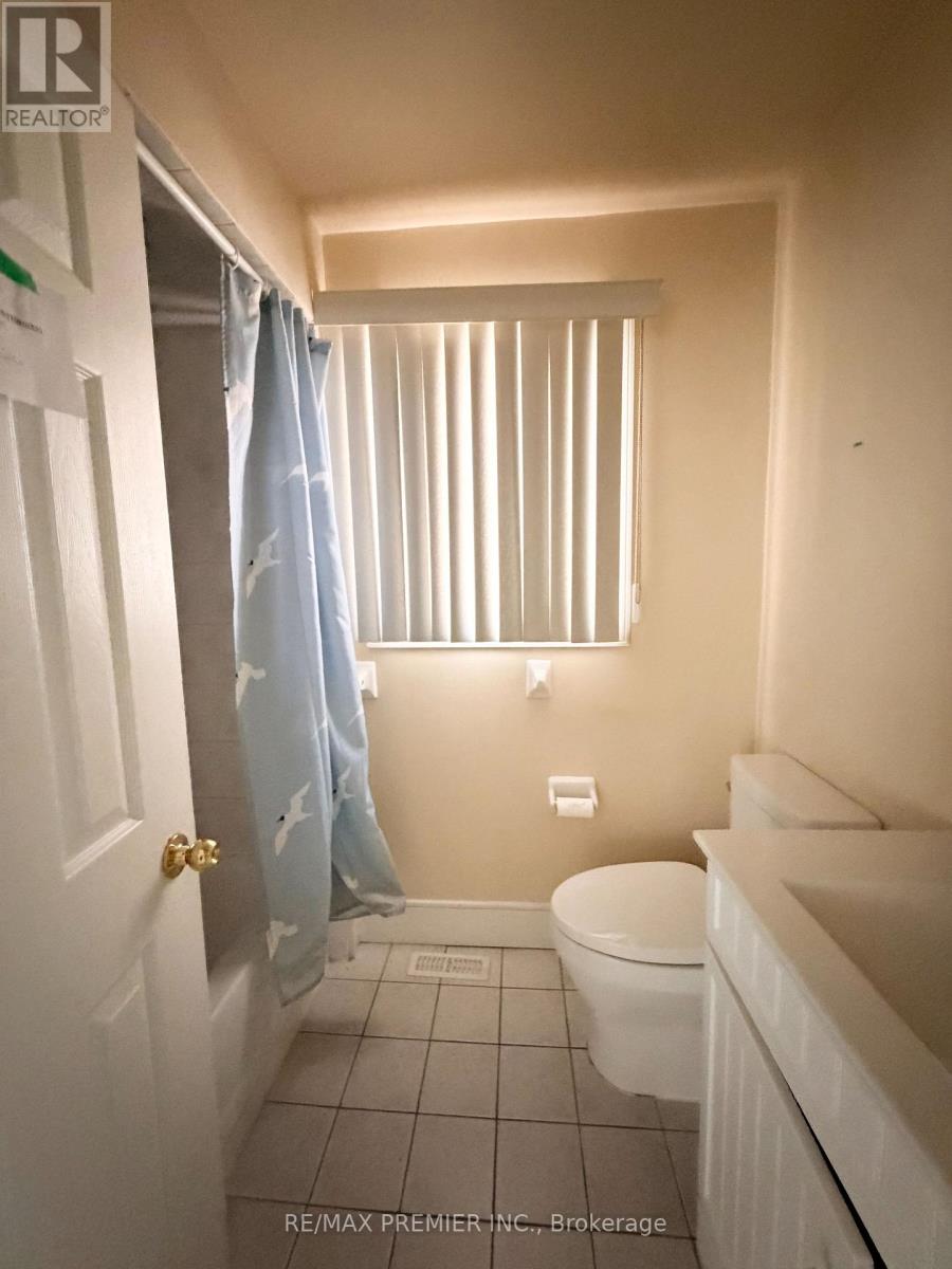 155 Drinkwater Road, Brampton (Fletcher's West), Ontario  L6Y 5B6 - Photo 10 - W14110334