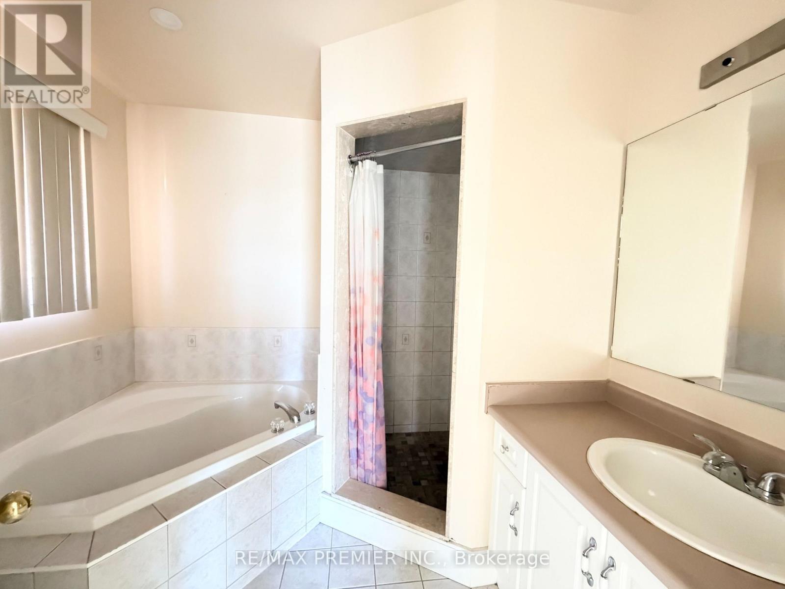 155 Drinkwater Road, Brampton (Fletcher's West), Ontario  L6Y 5B6 - Photo 16 - W14110334
