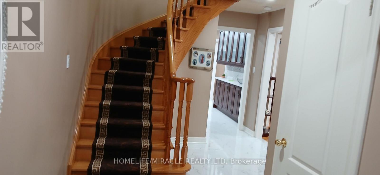 97 Wildberry Crescent, Brampton (Sandringham-Wellington), Ontario  L6R 1J9 - Photo 12 - W14110392