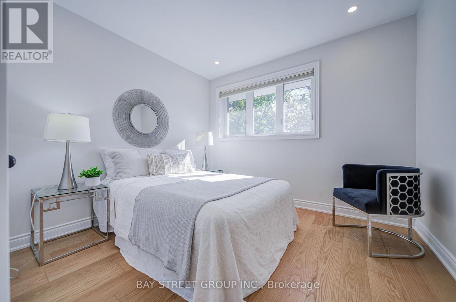 615 Parkside Drive, Oakville (Wo West), Ontario  L6K 1P6 - Photo 15 - W14110440