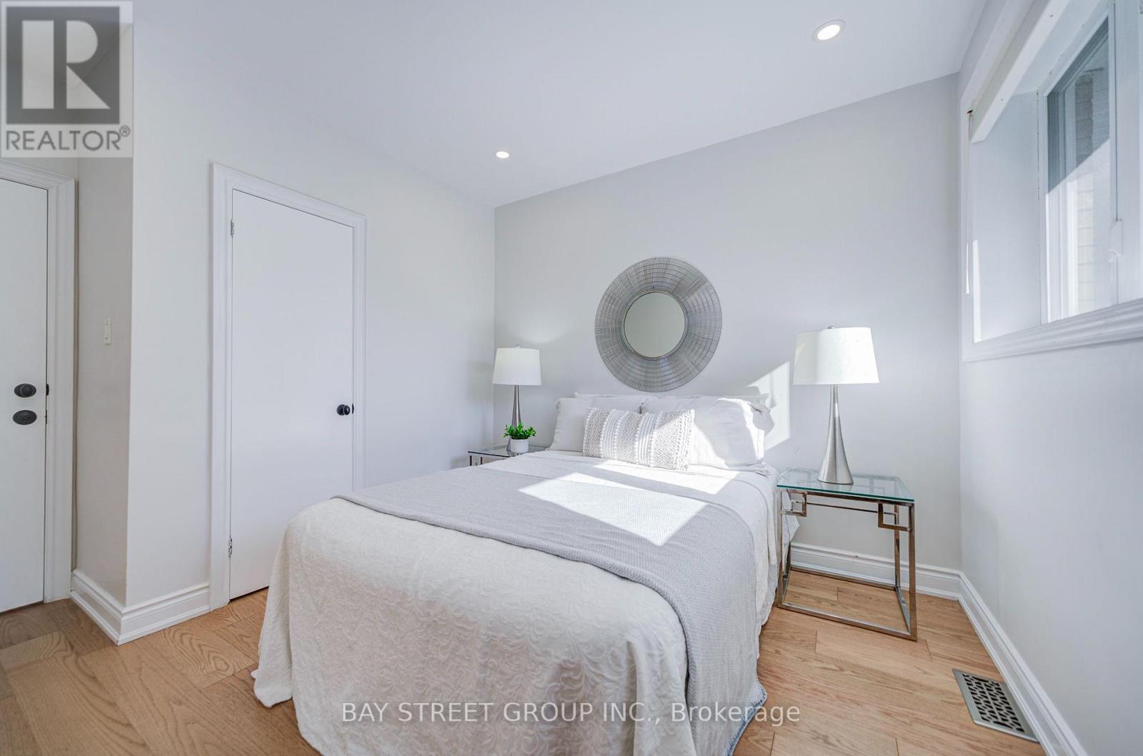 615 Parkside Drive, Oakville (Wo West), Ontario  L6K 1P6 - Photo 16 - W14110440