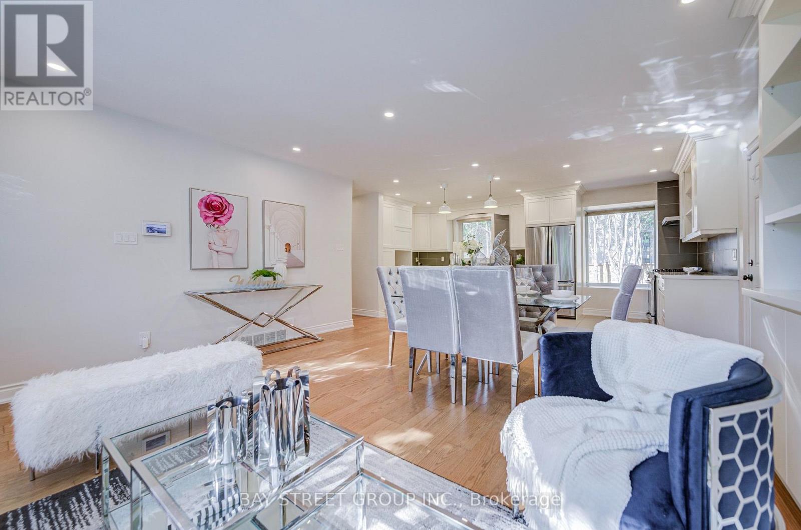 615 Parkside Drive, Oakville (Wo West), Ontario  L6K 1P6 - Photo 6 - W14110440