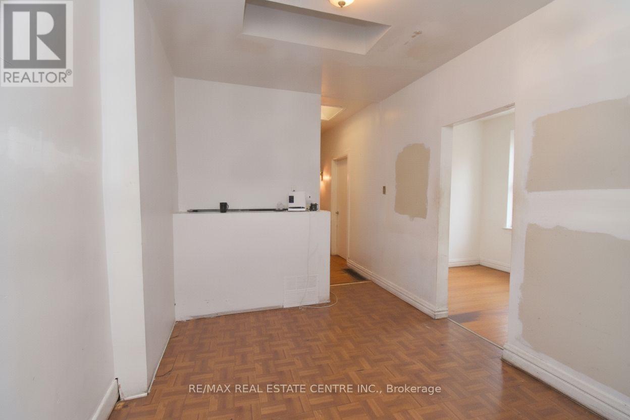 950 Barton Street E, Hamilton (Crown Point), Ontario  L8L 3C5 - Photo 18 - X14110136