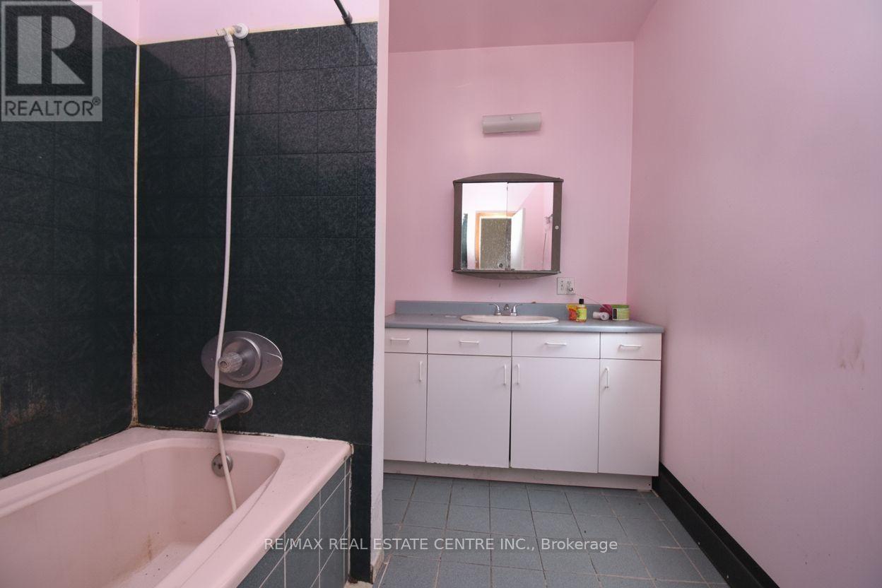 950 Barton Street E, Hamilton (Crown Point), Ontario  L8L 3C5 - Photo 25 - X14110136