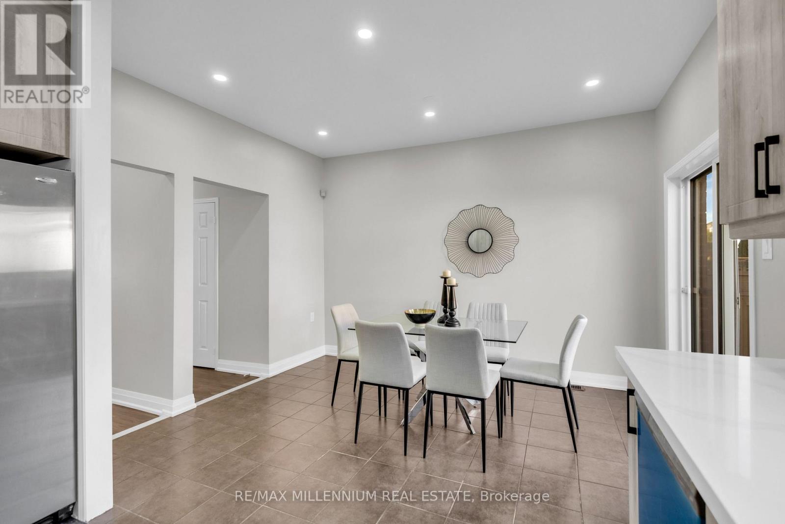 5 Kilrea Way, Brampton, Ontario  L6X 0R1 - Photo 10 - W14104372