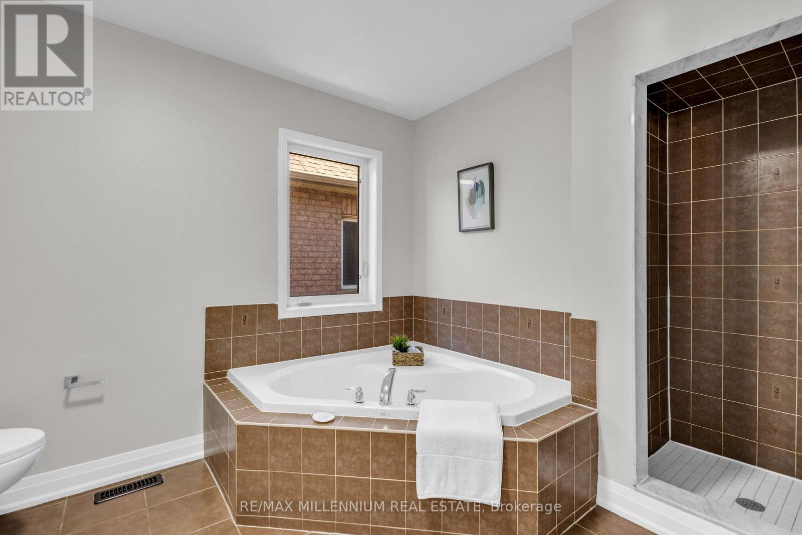 5 Kilrea Way, Brampton, Ontario  L6X 0R1 - Photo 21 - W14104372