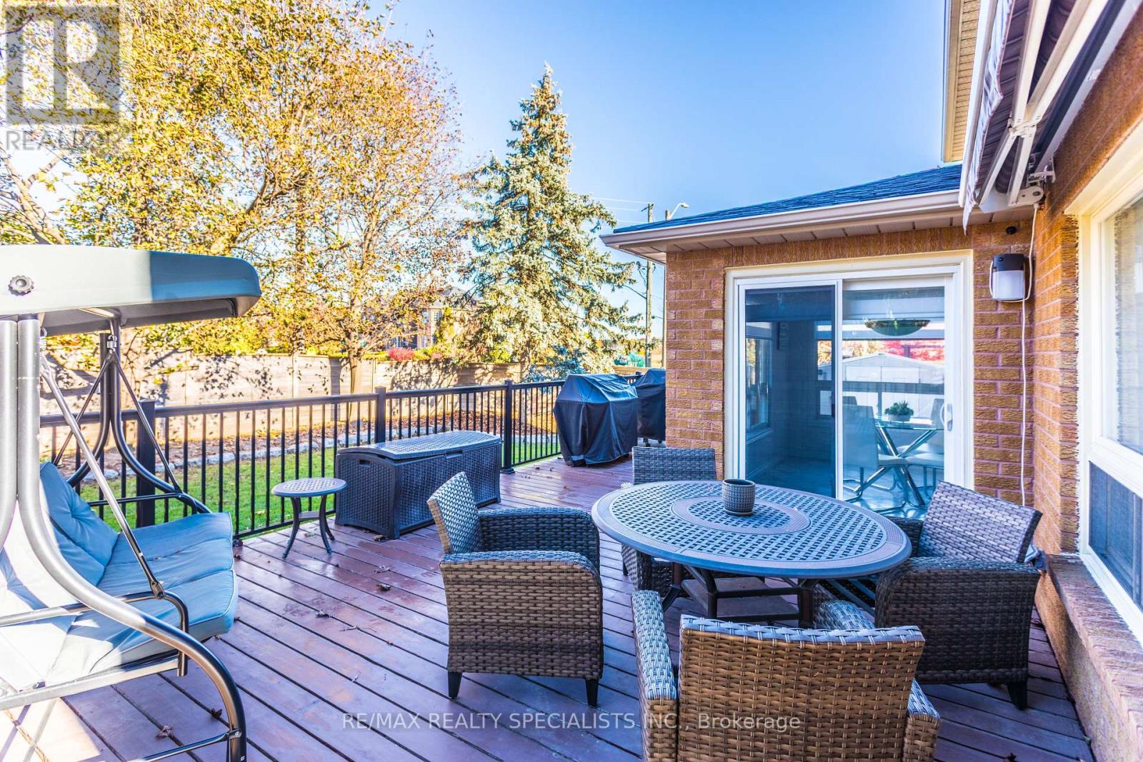 1 Burwash Court, Brampton, Ontario  L6Z 4M3 - Photo 40 - W14108548