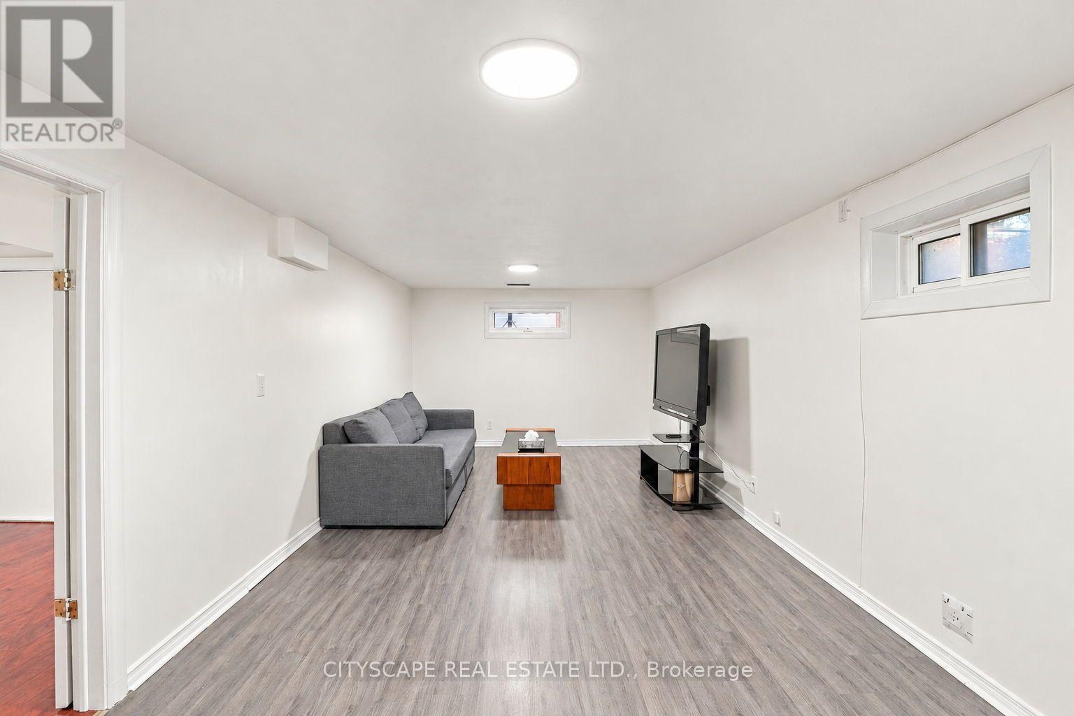 57 O'donnell Avenue, Toronto, Ontario  M8Z 3Y1 - Photo 32 - W14108958