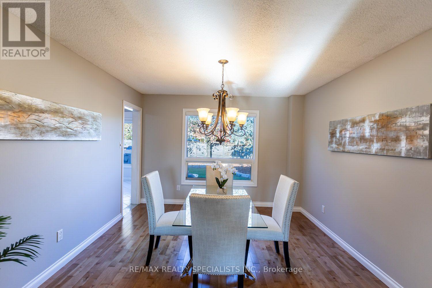 1 Burwash Court, Brampton, Ontario  L6Z 4M3 - Photo 7 - W14108548