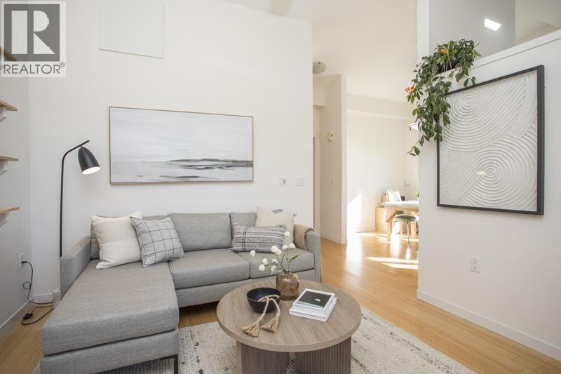 401 510 Chesterfield Avenue, North Vancouver, British Columbia  V7M 2L9 - Photo 2 - R3177550
