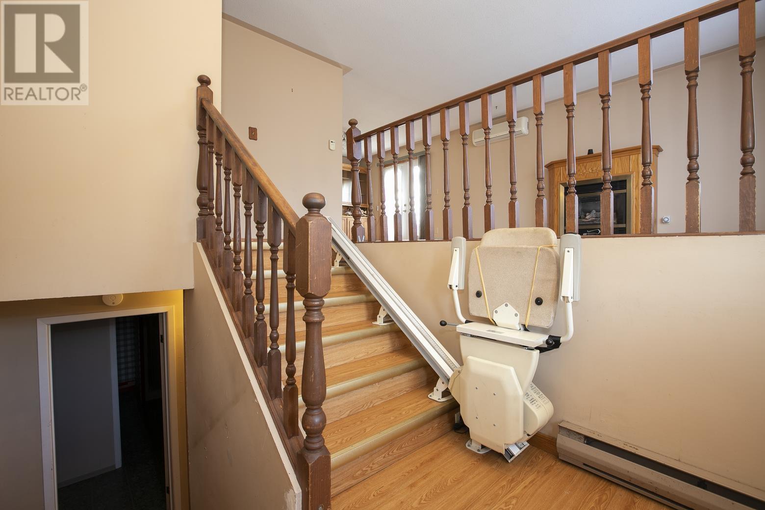 36 Danby Rd, Sault Ste. Marie, Ontario  P6B 5X6 - Photo 12 - SM262961