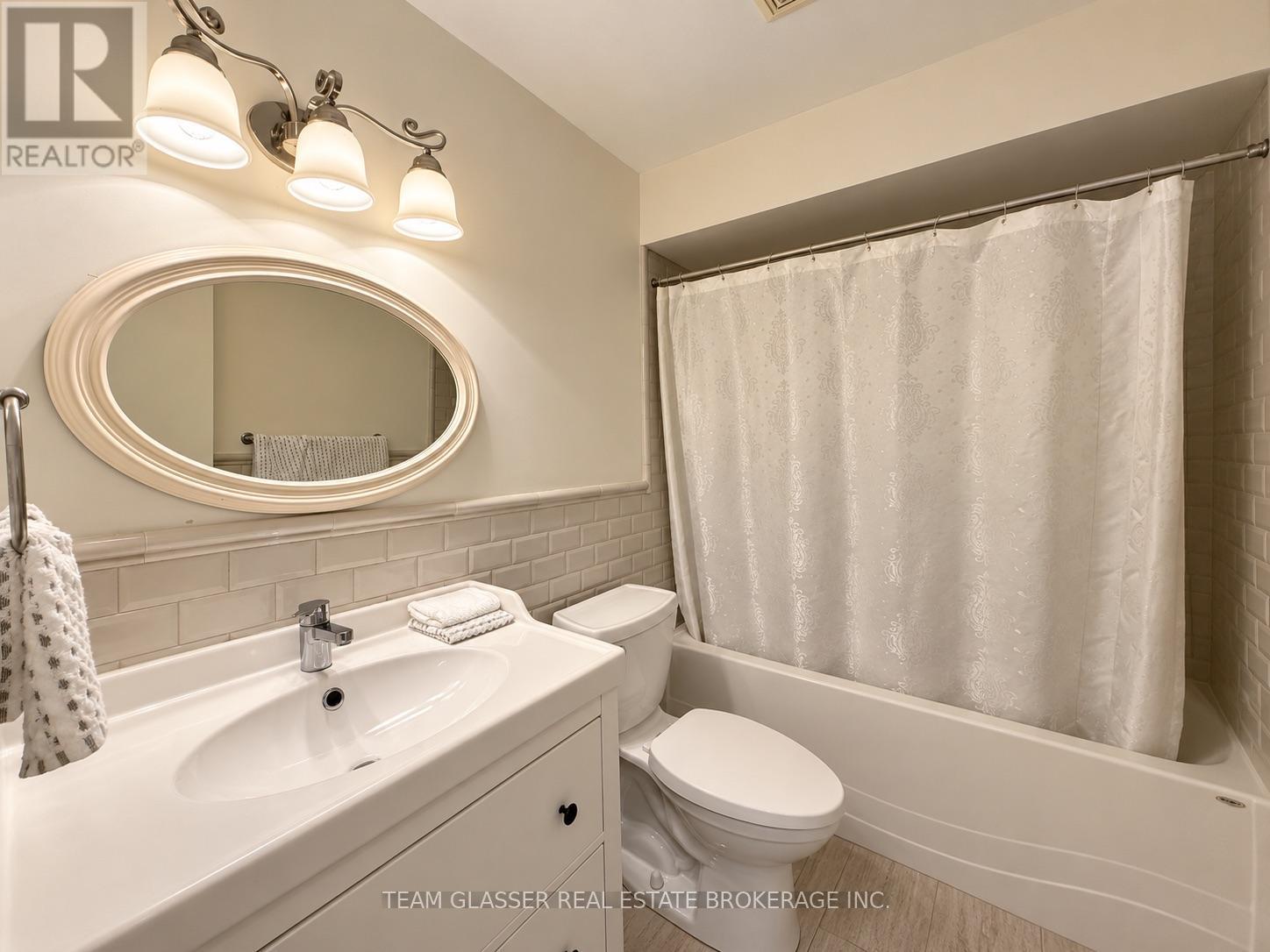 Upper - 7 Harrow Court, London South, Ontario  N6C 5A6 - Photo 13 - X14110466